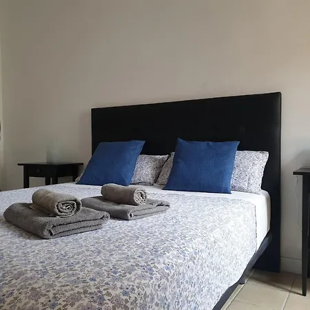 Apartment Picassos's Corner